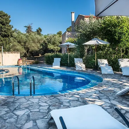 Hébergement de vacances Antheia